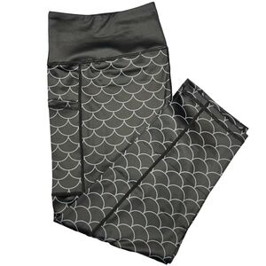 CVG Constantly Varied Gear Dragon Scales Capri Leggings